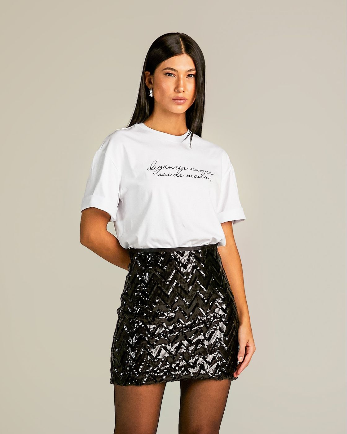 Saia Curta Preta de Paetê annefernandes - Main Image